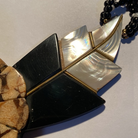 Lee Sands Inlay Necklace - Picture 4 of 9